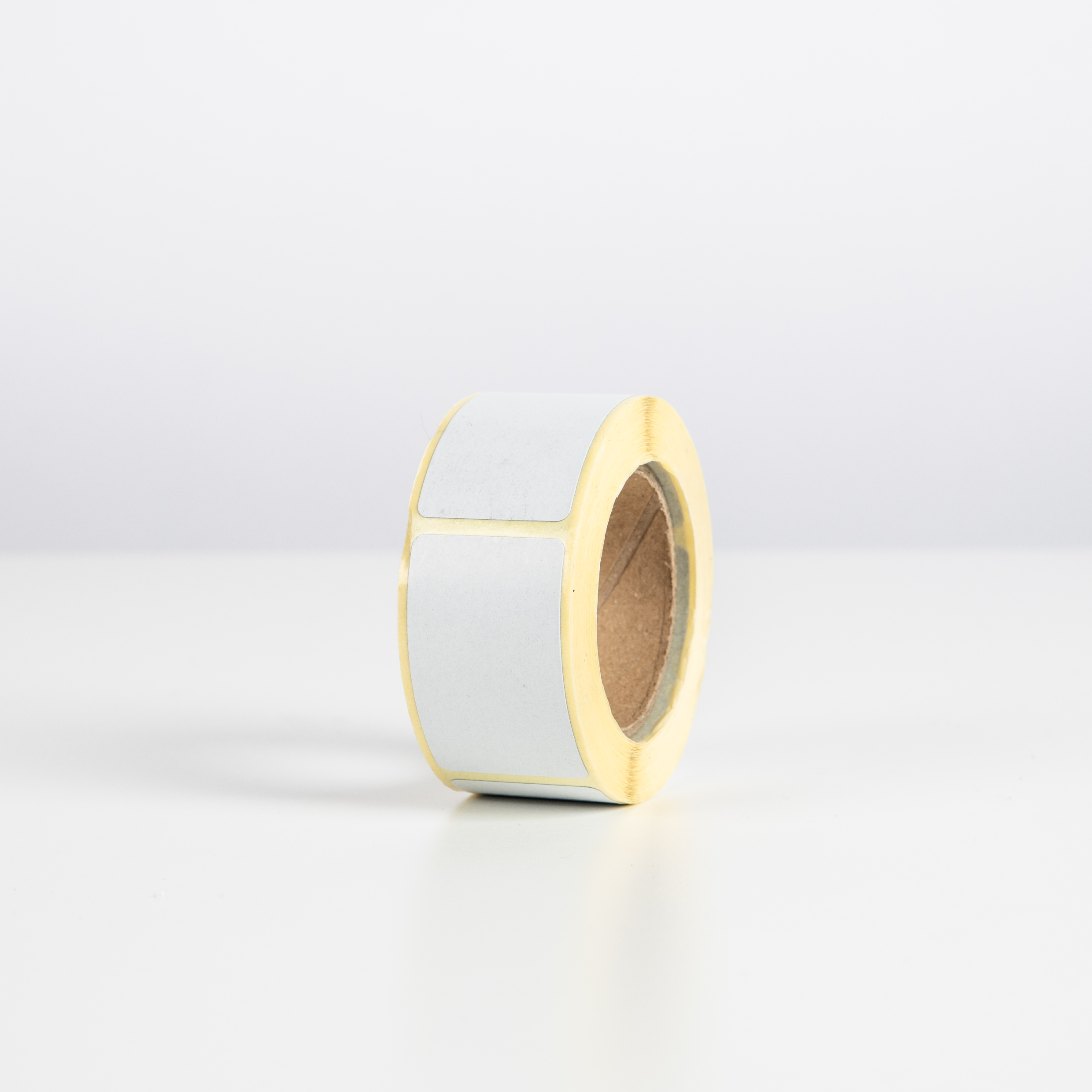 Etiketter - Pristäckande 25x43mm 3000st