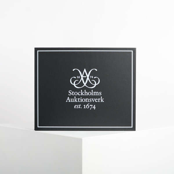 Stockholms Auktionsverk - Exclusive box Black L - Necklace