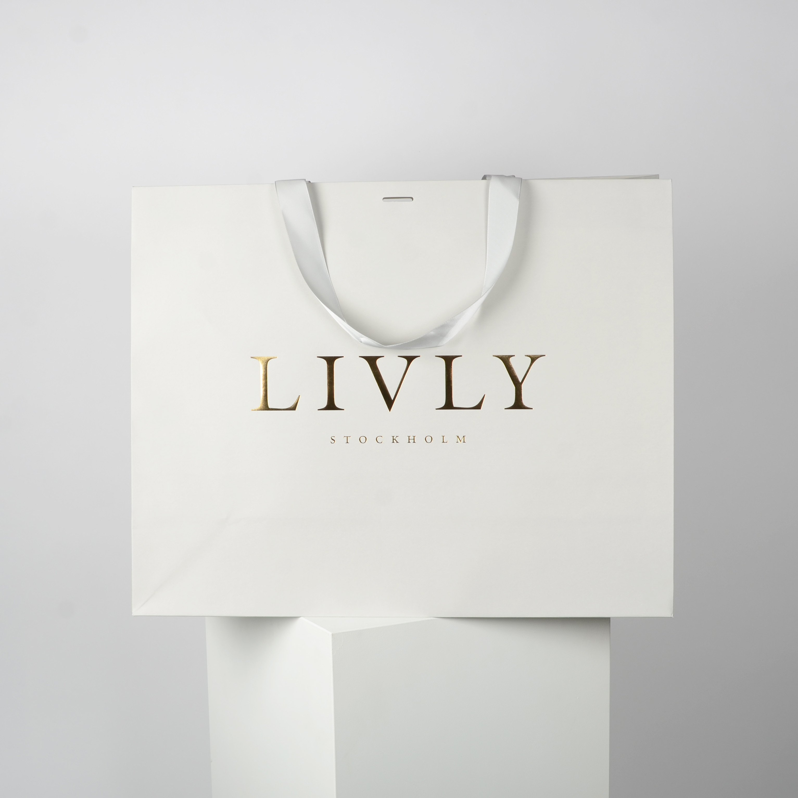 LIVLY - Exklusiv Papperspåse Grå, XLarge 50st/fp - Bild 1